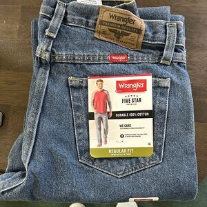 Wrangler Men's Relaxed Fit Blue Jeans 31x32